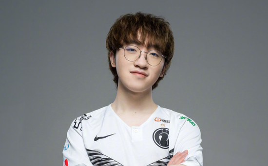 世宇科技发布全新街机游戏赛博朋克2077 Chrome Rush